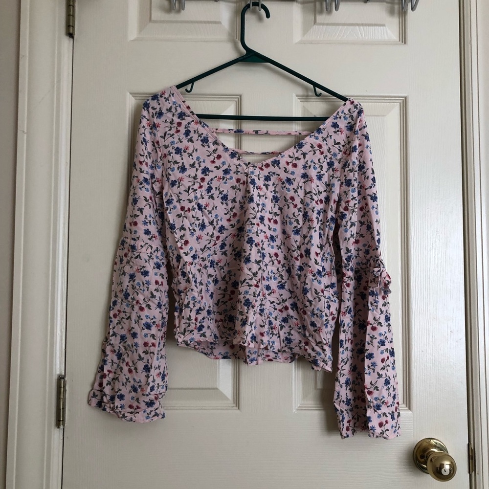 HOLLISTER floral long sleeve top